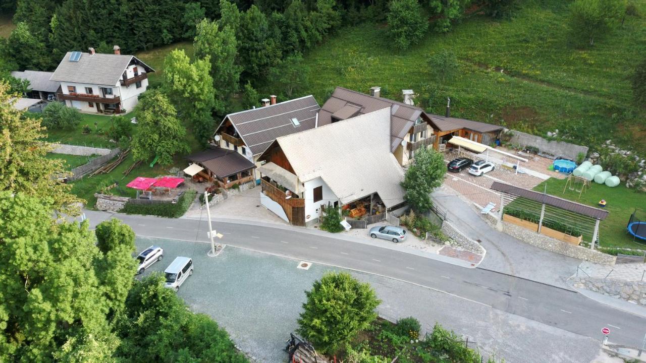Slovenian Traditional Guest House Begunje na Gorenjskem Buitenkant foto